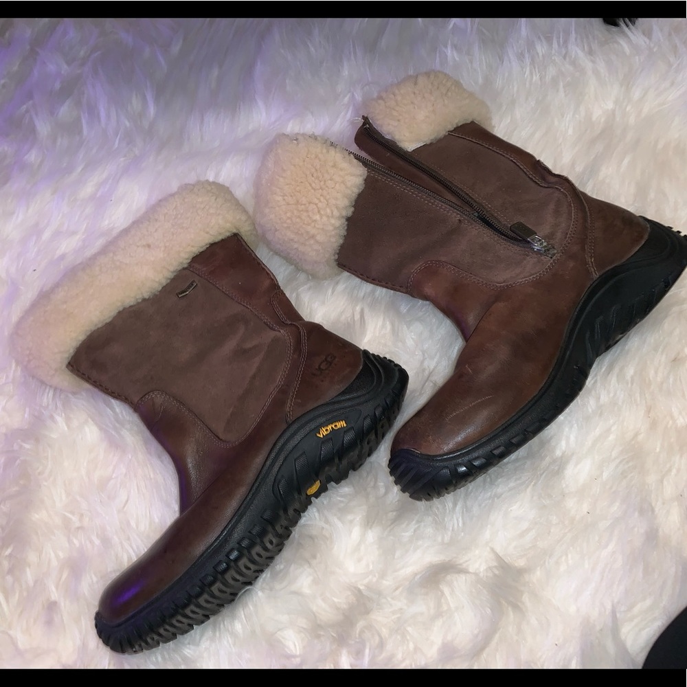 UGG Bandon Snow Boots